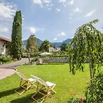 Апартаменты Ansitz Layshof Turm Мерано